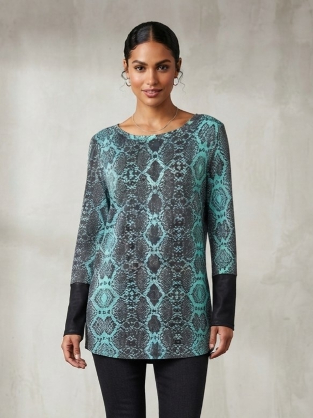 Joseph Ribkoff Teal and Black Snake-Print Long Sleeve Top Size 4